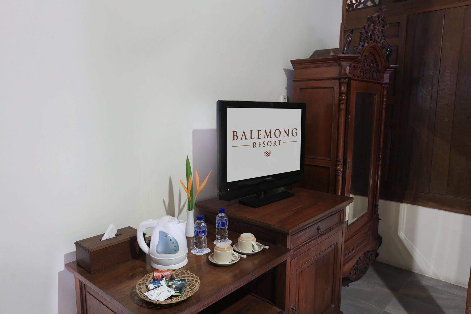 Hotel Melva Balemong Semarang Exterior foto