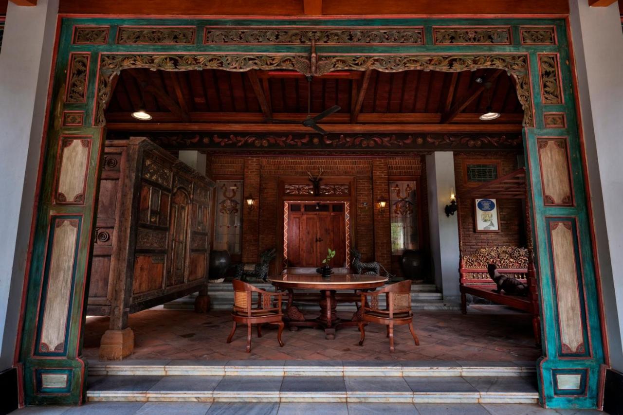 Hotel Melva Balemong Semarang Exterior foto